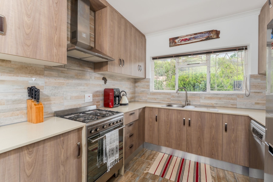 To Let 3 Bedroom Property for Rent in Fish Hoek Western Cape